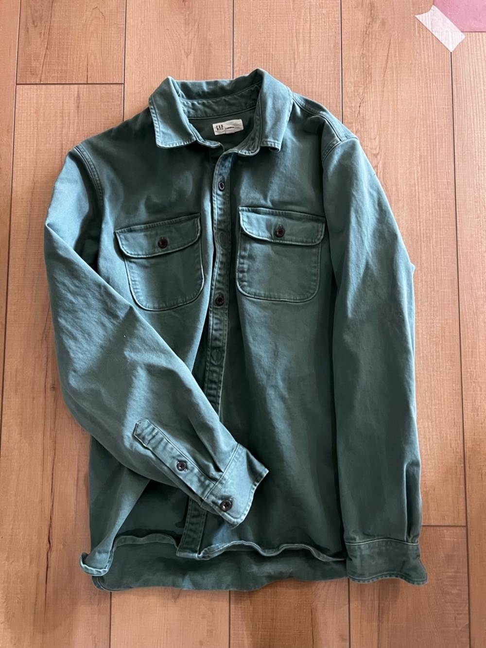 GAP Men's ultra soft denim shirt